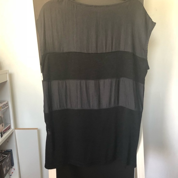 Banana republic, short sleeve bundle - Picture 4 of 4